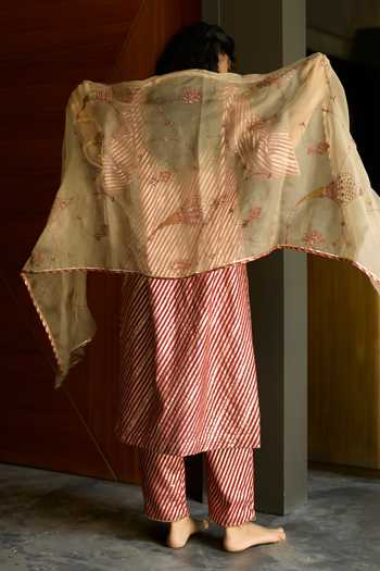 Sarang Kaur Hand Embroidered Kurta Set 