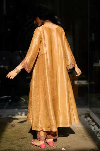 Sarang Kaur Tissue Silk Kurta Set 