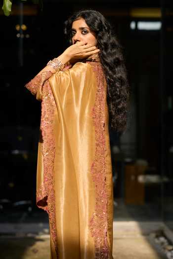 Buy Sarang Kaur Yellow Silk, Tissue, Organza Round Neck Kurta Set Buy_Sarang Kaur_Yellow Silk, Tissue, Organza Round Neck Kurta Set