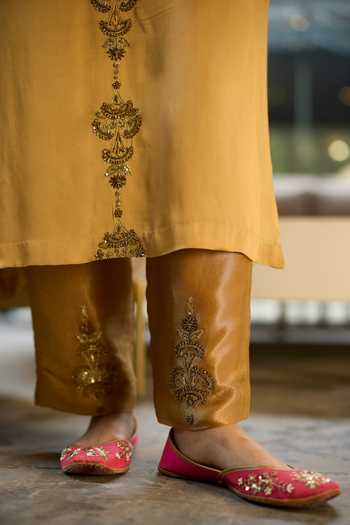 Buy Sarang Kaur Yellow Silk, Satin, Tissue Keyhole Neck, Yes Hand Embroidered Kurta Set Buy_Sarang Kaur_Yellow Silk, Satin, Tissue Keyhole Neck, Yes Hand Embroidered Kurta Set