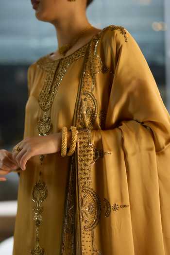 Shop Sarang Kaur Yellow Silk, Satin, Tissue Keyhole Neck, Yes Hand Embroidered Kurta Set Shop_Sarang Kaur_Yellow Silk, Satin, Tissue Keyhole Neck, Yes Hand Embroidered Kurta Set