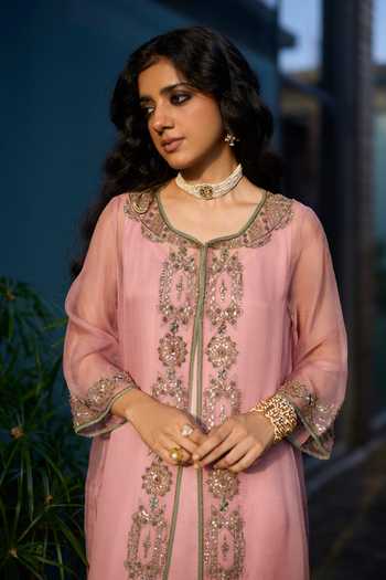Buy Sarang Kaur Pink Organza, Silk, Satin Round Neck Rawani Embroidered Jacket And Pant Set Buy_Sarang Kaur_Pink Organza, Silk, Satin Round Neck Rawani Embroidered Jacket And Pant Set