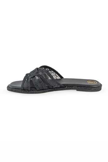 Preet Kaur Black Lace Embellished Flats Online at Aza Fashions Preet Kaur_Black Lace Embellished Flats _Online_at_Aza_Fashions