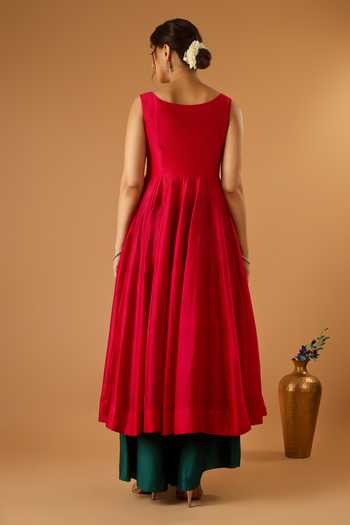 Shop Vinusto Magenta Silk, Chanderi Scoop Neck Sleeveless Corset Anarkali Set Shop_Vinusto_Magenta Silk, Chanderi Scoop Neck Sleeveless Corset Anarkali Set