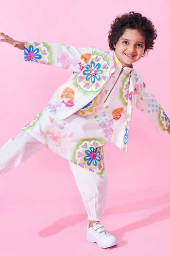 Joey & Pooh White Cotton, Chanderi, Viscose Embroidery Mae Printed Bundi And Kurta Set at Aza Fashions Joey & Pooh_White Cotton, Chanderi, Viscose Embroidery Mae Printed Bundi And Kurta Set _at_Aza_Fashions