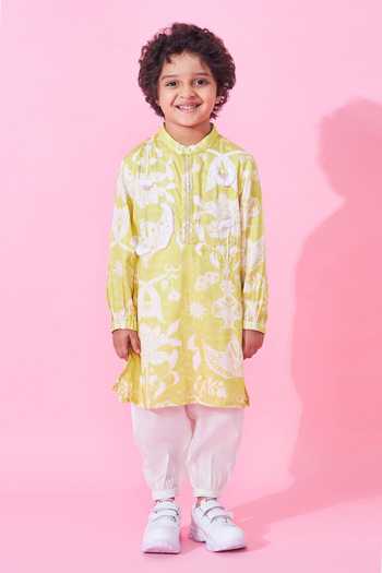 Joey & Pooh Yellow Satin, Modal Poppy Printed Kurta Set Online at Aza Fashions Joey & Pooh_Yellow Satin, Modal Poppy Printed Kurta Set _Online_at_Aza_Fashions