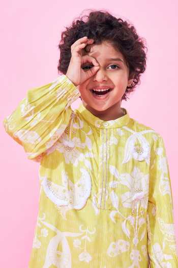 Shop Joey & Pooh Yellow Satin, Modal Poppy Printed Kurta Set Online at Aza Fashions Shop_Joey & Pooh_Yellow Satin, Modal Poppy Printed Kurta Set _Online_at_Aza_Fashions