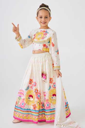 Joey & Pooh Off White Cotton, Chanderi, Net Freya Floral Embroidered Lehenga Set Online at Aza Fashions Joey & Pooh_Off White Cotton, Chanderi, Net Freya Floral Embroidered Lehenga Set _Online_at_Aza_Fashions
