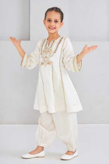 Shop Joey & Pooh Off White Satin, Bemberg Ivora Embellished Kurta And Pant Set Online at Aza Fashions Shop_Joey & Pooh_Off White Satin, Bemberg Ivora Embellished Kurta And Pant Set _Online_at_Aza_Fashions