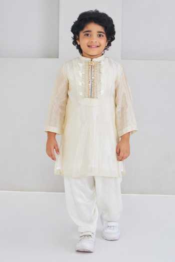 Joey & Pooh Off White Silk, Viscose, Tissue, Satin, Ivora Embellished Kurta And Trouser Set Online at Aza Fashions Joey & Pooh_Off White Silk, Viscose, Tissue, Satin, Ivora Embellished Kurta And Trouser Set _Online_at_Aza_Fashions