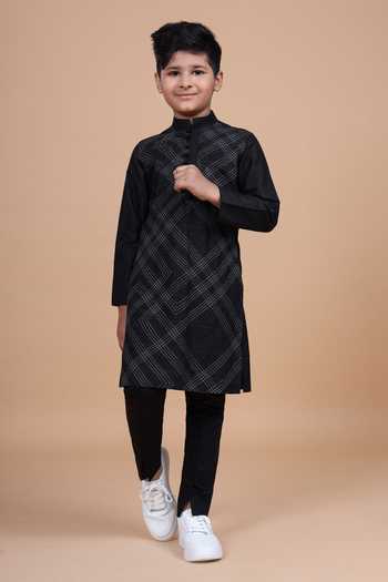 Raghavendra Rathore Blue Geometrical Stitch Line Textured Kurta 