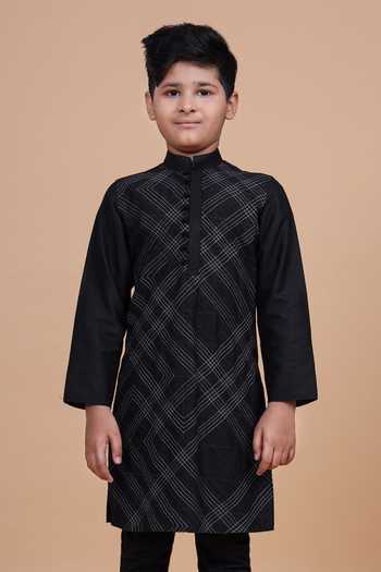 Raghavendra Rathore Blue Black Silk, Cotton Geometrical Stitch Line Textured Kurta at Aza Fashions Raghavendra Rathore Blue_Black Silk, Cotton Geometrical Stitch Line Textured Kurta _at_Aza_Fashions