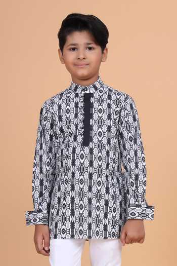 Shop_Raghavendra Rathore Blue_Black Cotton Linear Print Kurta _Online_at_Aza_Fashions