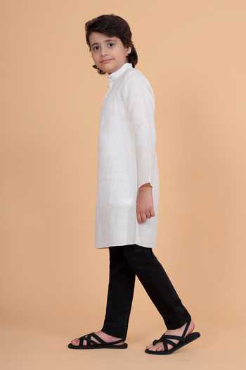 Raghavendra Rathore Blue_Off White Cotton, Linen Plain Kurta _Online_at_Aza_Fashions