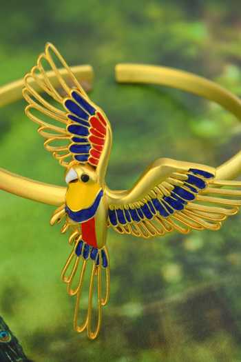 Shop Totapari Gold Plated Corbett Plum Head Parrot Cuff Bracelet Shop_Totapari_Gold Plated Corbett Plum Head Parrot Cuff Bracelet