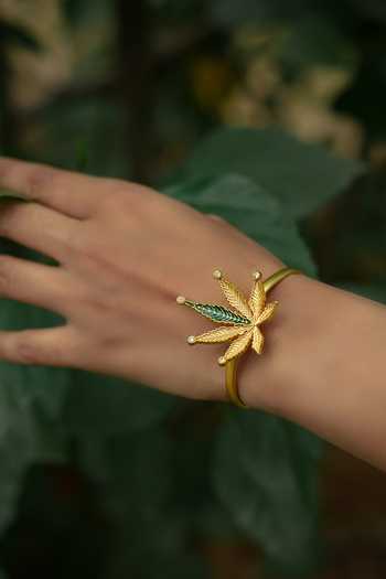 Totapari Corbett Canabis Cuff Bracelet 