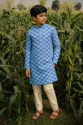 Eleven Brothers Geometric Print Kurta Set 