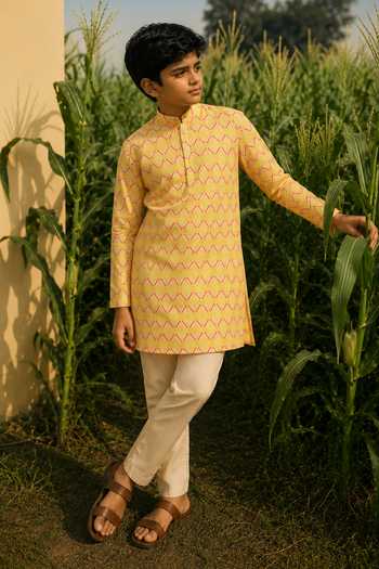 Eleven Brothers Printed Kurta Set 