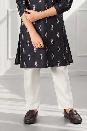Eleven Brothers Black Silk Chiku Kurta And Pant Set Online at Aza Fashions Eleven Brothers_Black Silk Chiku Kurta And Pant Set _Online_at_Aza_Fashions