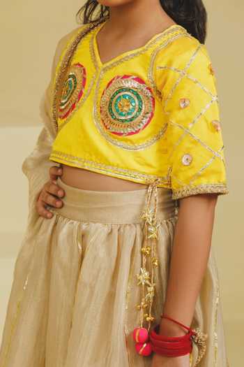 Buy_Fayon Kids_Beige Organza, Tissue, Taffeta Aangi Work Yellow Blouse Lehenga Set _Online_at_Aza_Fashions