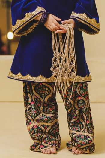 Shop_Fayon Kids_Blue Velvet Kurta With Printed Salwar _Online_at_Aza_Fashions