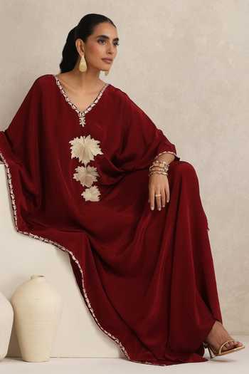 Shop_Wazir C_Maroon Crepe V-neck Afsana Kashmiri Tilla Embroidered Kaftan _Online_at_Aza_Fashions