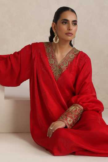 Wazir C_Red Silk V-neck Afsana Kashmiri Tilla Work Kaftan _at_Aza_Fashions