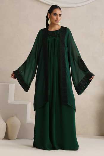 Wazir C Afsana Kashmiri Aari Embroidered Dress With Cape 