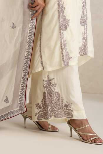 Buy_Wazir C_Cream Silk, Organza Boat Neck Afsana Embroidered Kurta Set 