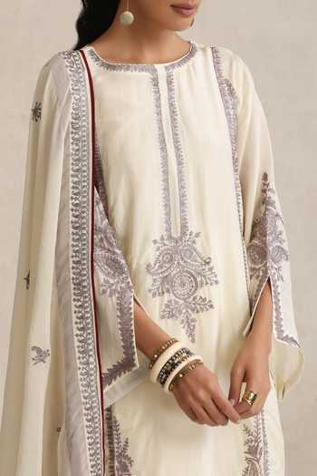 Shop_Wazir C_Cream Silk, Organza Boat Neck Afsana Embroidered Kurta Set 