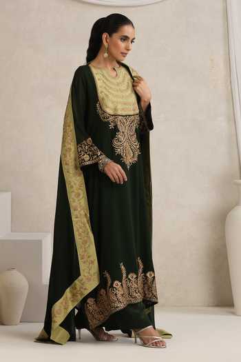 Wazir C_Green Georgette Notched Neck Afsana Kashmiri Tilla Kurta Pant Set _Online_at_Aza_Fashions