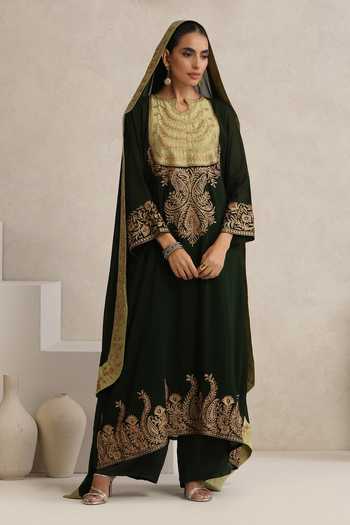 Shop_Wazir C_Green Georgette Notched Neck Afsana Kashmiri Tilla Kurta Pant Set _Online_at_Aza_Fashions