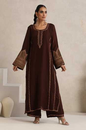 Wazir C_Brown Silk, Organza Round Neck Afsana Embroidered Kurta Set _Online_at_Aza_Fashions