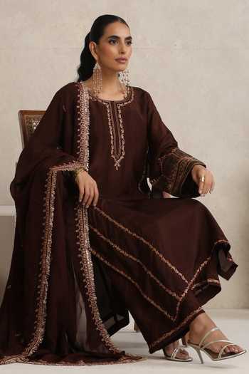 Buy_Wazir C_Brown Silk, Organza Round Neck Afsana Embroidered Kurta Set 
