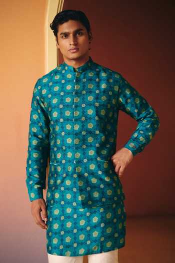 Drishti & Zahabia Mahi Printed Bundi & Kurta Set 