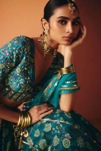 Buy Drishti & Zahabia Blue Silk, Organza, Crepe, Dupion V-neck Mahi Phulkari Print Lehenga Set Buy_Drishti & Zahabia_Blue Silk, Organza, Crepe, Dupion V-neck Mahi Phulkari Print Lehenga Set