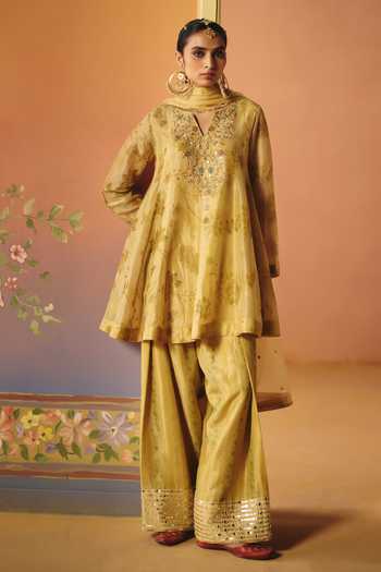 Drishti & Zahabia Reet Phulkari Print Kurta Salwar Set