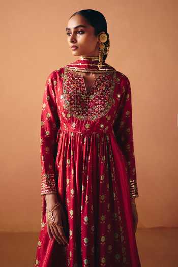 Buy Drishti & Zahabia Pink Silk, Organza, Crepe, Dupion Keyhole Neck Ruhi Phulkari Print Anarkali Set Online at Aza Fashions Buy_Drishti & Zahabia_Pink Silk, Organza, Crepe, Dupion Keyhole Neck Ruhi Phulkari Print Anarkali Set _Online_at_Aza_Fashions