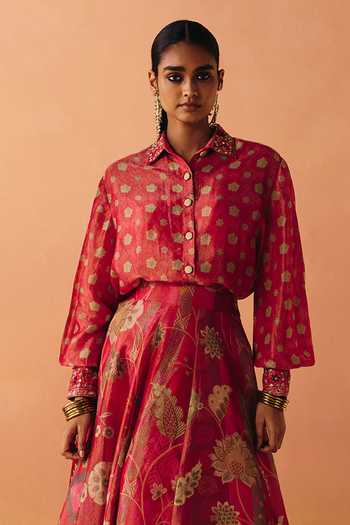 Drishti & Zahabia Pink Silk, Crepe, Tissue, Dupion Collared Neck Ruhi Phulkari Print Skirt Set Online at Aza Fashions Drishti & Zahabia_Pink Silk, Crepe, Tissue, Dupion Collared Neck Ruhi Phulkari Print Skirt Set _Online_at_Aza_Fashions