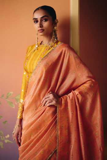 Drishti & Zahabia Peach Silk, Crepe, Tissue, Dupion Keyhole Soni Phulkari Print Saree And Blouse Set Online at Aza Fashions Drishti & Zahabia_Peach Silk, Crepe, Tissue, Dupion Keyhole Soni Phulkari Print Saree And Blouse Set _Online_at_Aza_Fashions