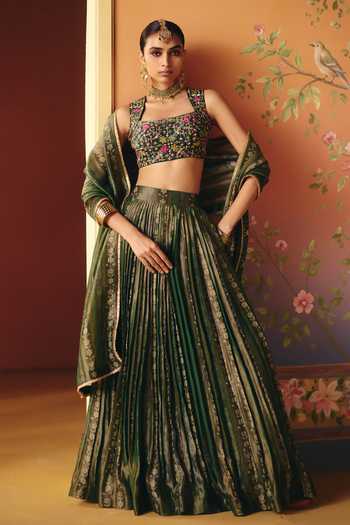 Drishti & Zahabia Seher Phulkari Print Pleated Lehenga Set