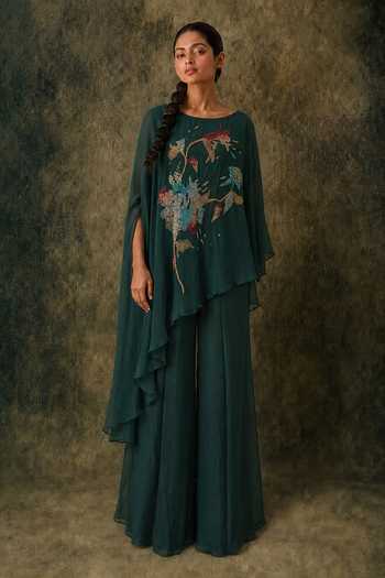 Vrinda Soni Wisp Embroidered Cape Set 