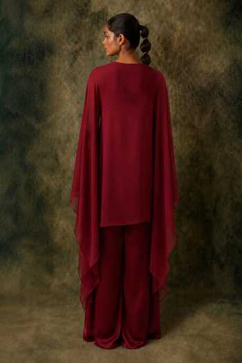 Vrinda Soni Murmur Embroidered Cape Set 