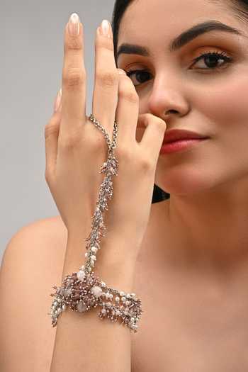 House Of D"Oro Handcrafted Pearl Hathphool Bracelet 