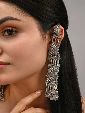 Buy_House Of D"Oro_Silver Plated Three Layered Kaan Chain Earrings 