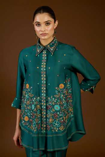 Shop I Am Design Green Satin, Linen Collared Neck I Am A Teal Aari Work Shirt And Pant Co-ord Set Online at Aza Fashions Shop_I Am Design_Green Satin, Linen Collared Neck I Am A Teal Aari Work Shirt And Pant Co-ord Set _Online_at_Aza_Fashions
