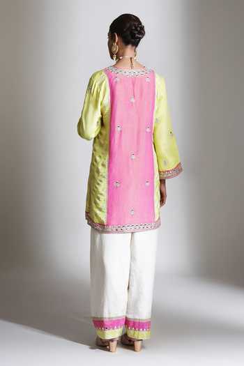 Shop Tanu Malhotra Pink Tissue, Organza V-neck, Yes Mirror Embroidered Kurta Set at Aza Fashions Shop_Tanu Malhotra_Pink Tissue, Organza V-neck, Yes Mirror Embroidered Kurta Set _at_Aza_Fashions