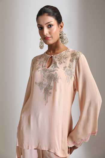 Tanu Malhotra Peach Crepe Keyhole Neck Florette Embroidered Top And Pant Set Online at Aza Fashions Tanu Malhotra_Peach Crepe Keyhole Neck Florette Embroidered Top And Pant Set _Online_at_Aza_Fashions