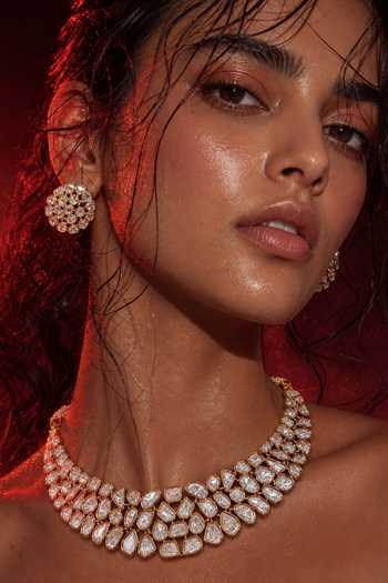 Tussya Kundan Embellished Necklace Set 