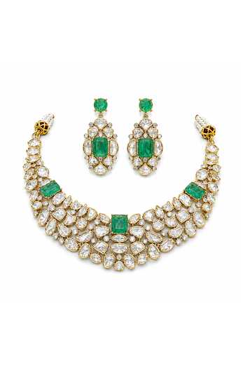 Tussya Kundan Embellished Necklace & Earrings Set 